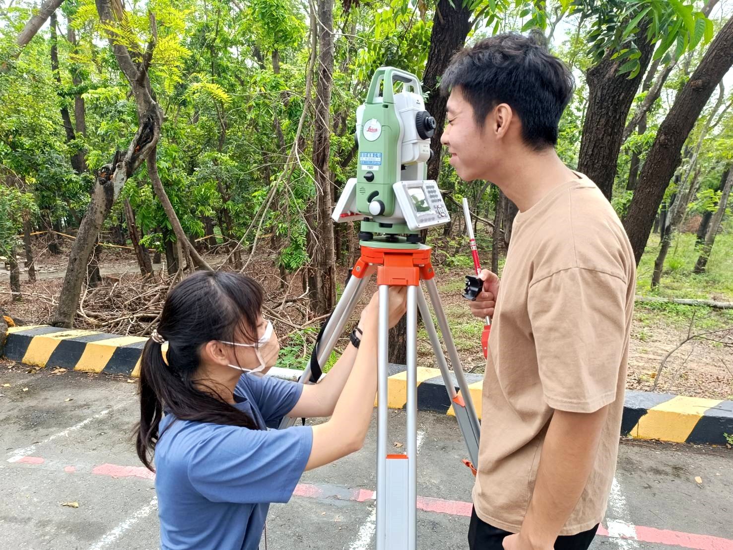 高中職測繪技能競賽   羅東高工勇奪第一圖片
