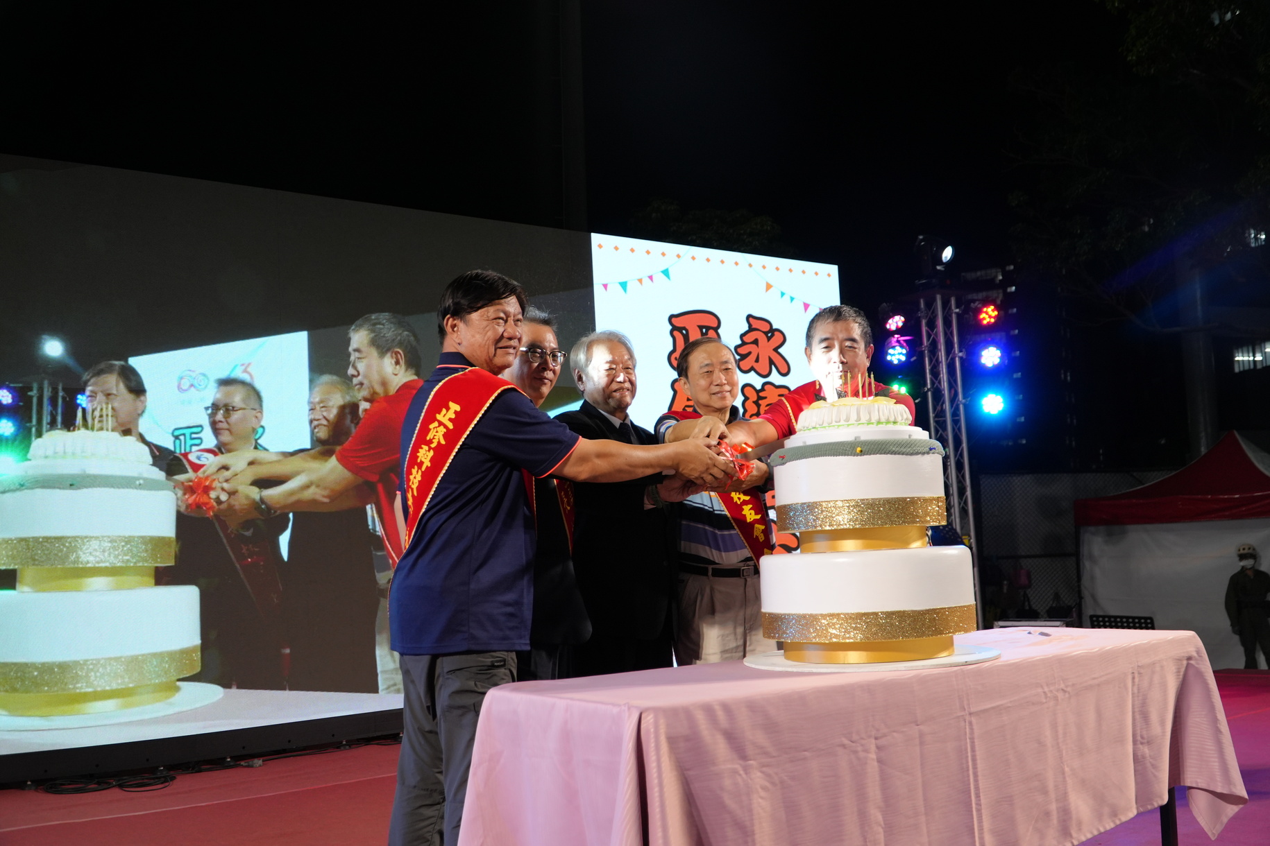 正修科大校友回娘家賀母校六十週年 奇蹟傘兵秦良丰重返母系展現生命力圖片