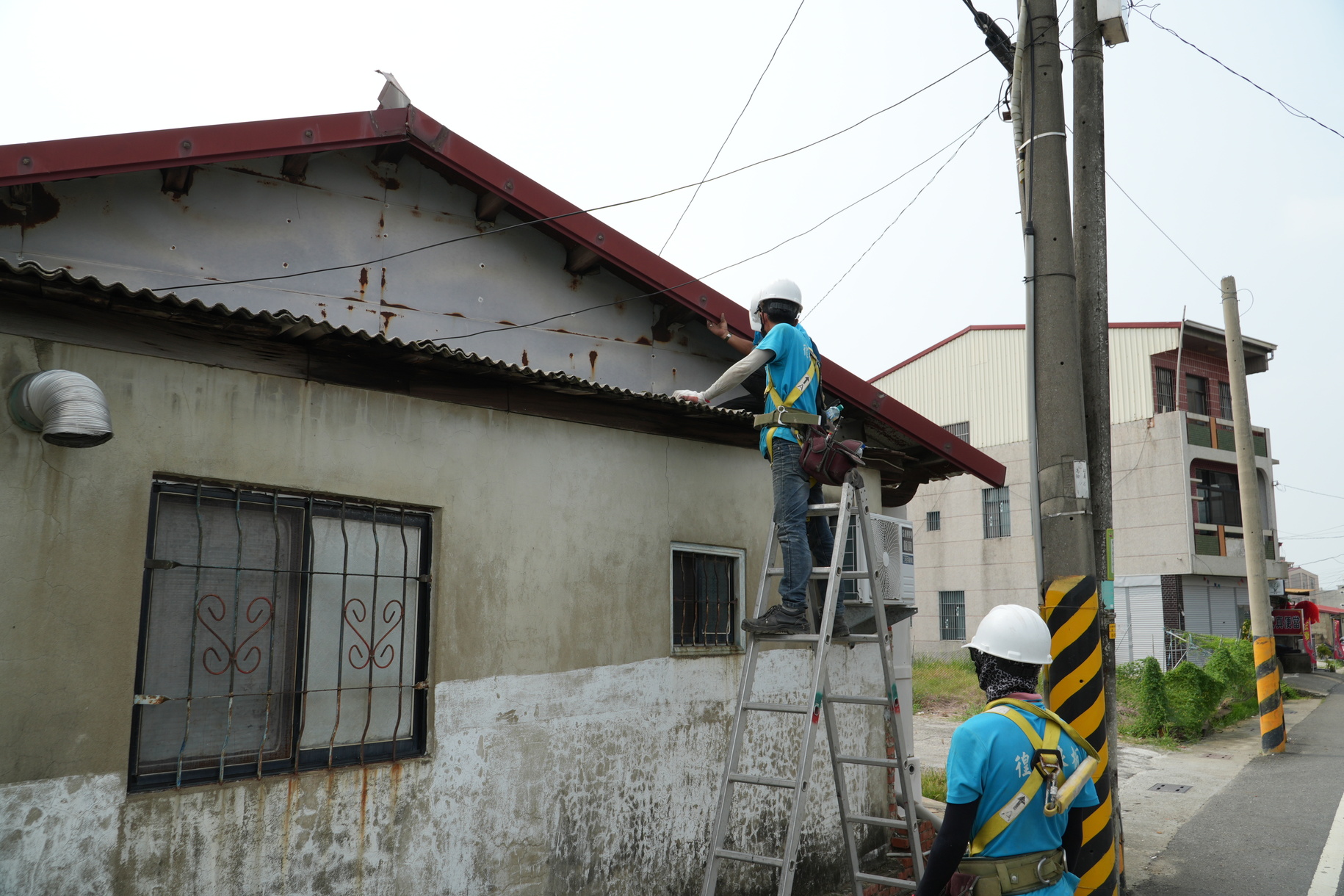 Cheng Shiu University Assists Houbi District with Post-Disaster Reconstruction, Showcasing Social Responsibility; Receives Recognition from the Ministry of EducationImage
