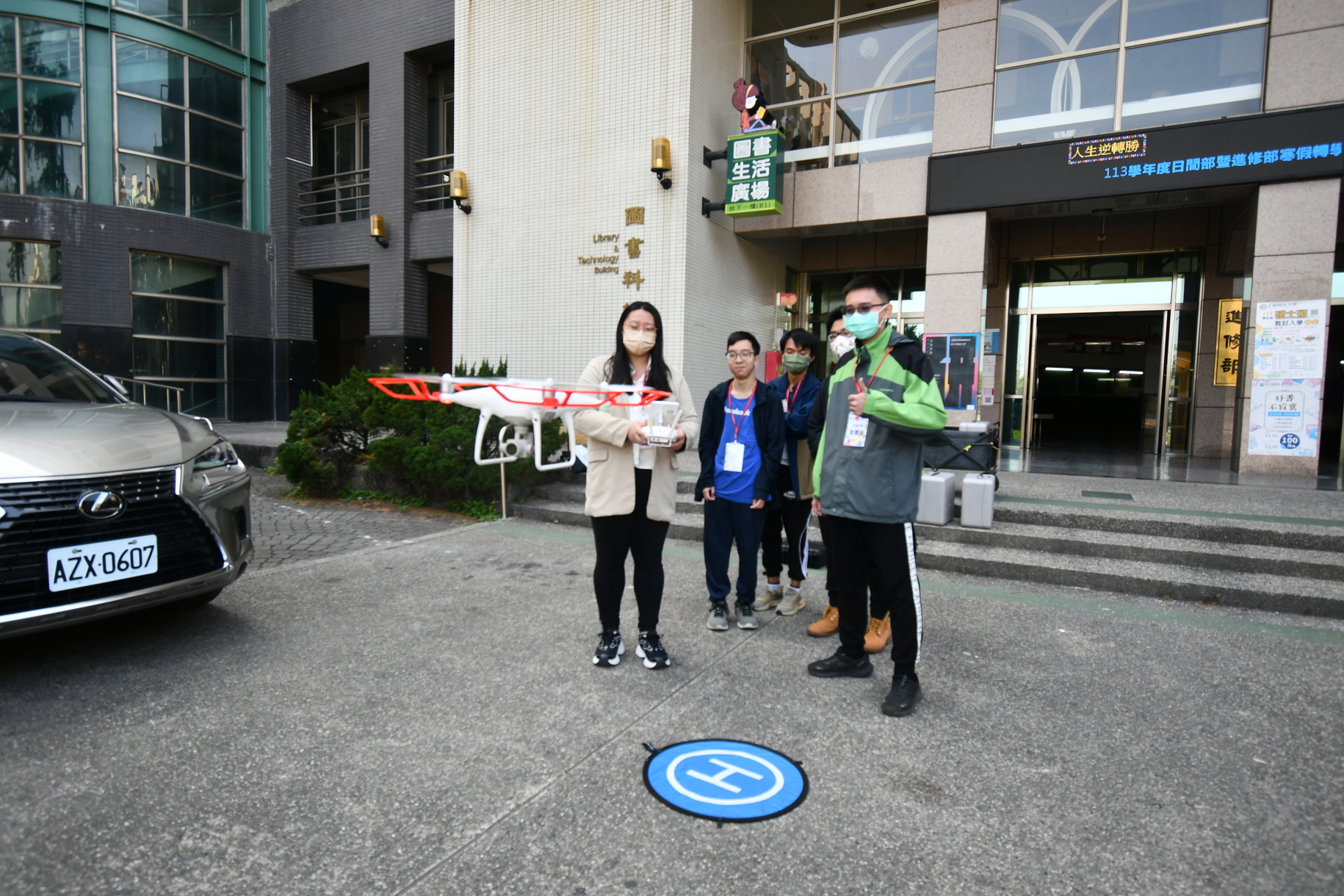 Experience Camp—The Department of Architecture and Interior Design, Cheng Shiu University "Ignites" Enthusiasm: Endless Fun of AI Creation with DronesImage