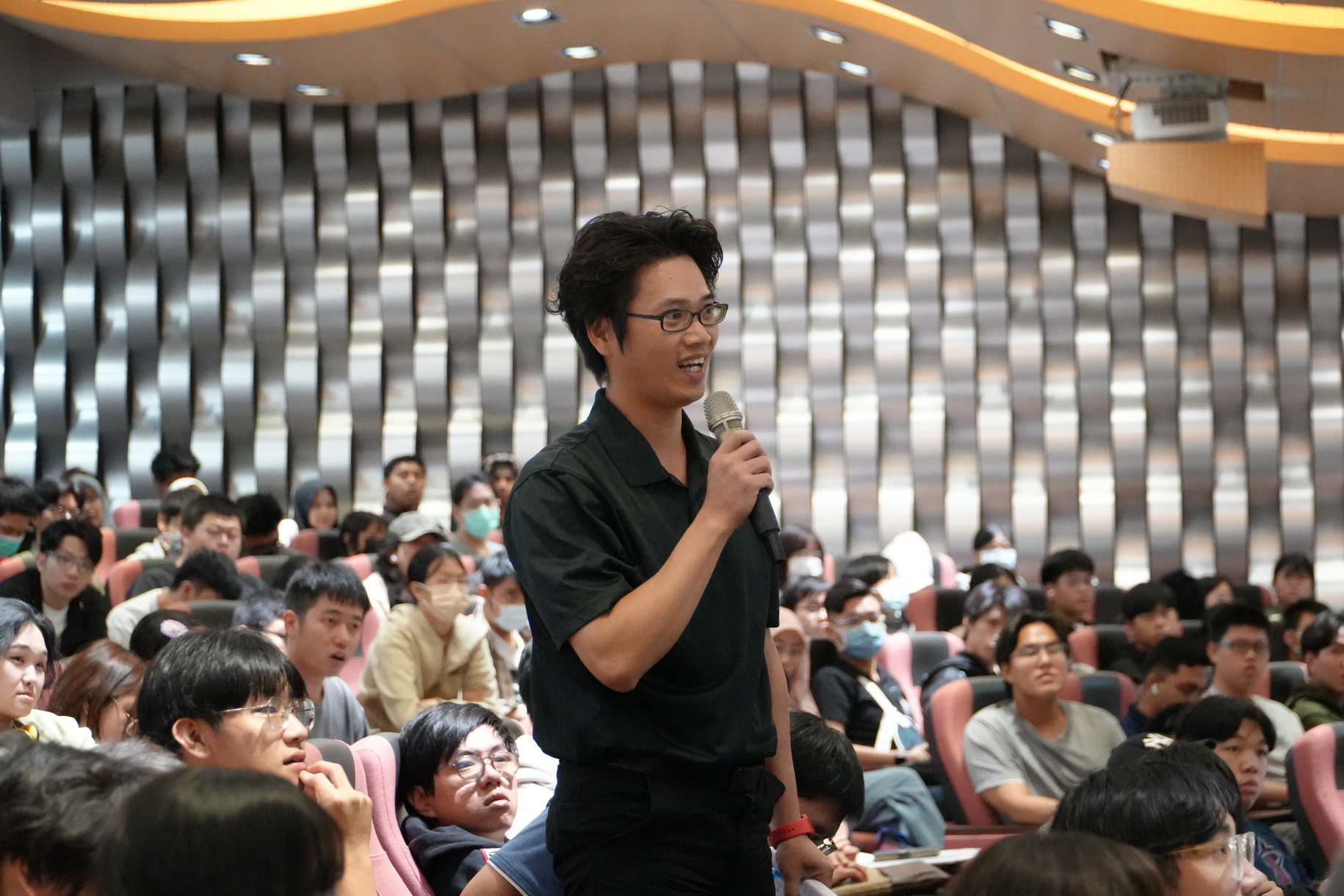 Cheng Shiu University Hosts Distinguished Speaker Lecture: Ko Yueh-Se Shares Insights on Overcoming Adversity and Keys to Career SuccessImage