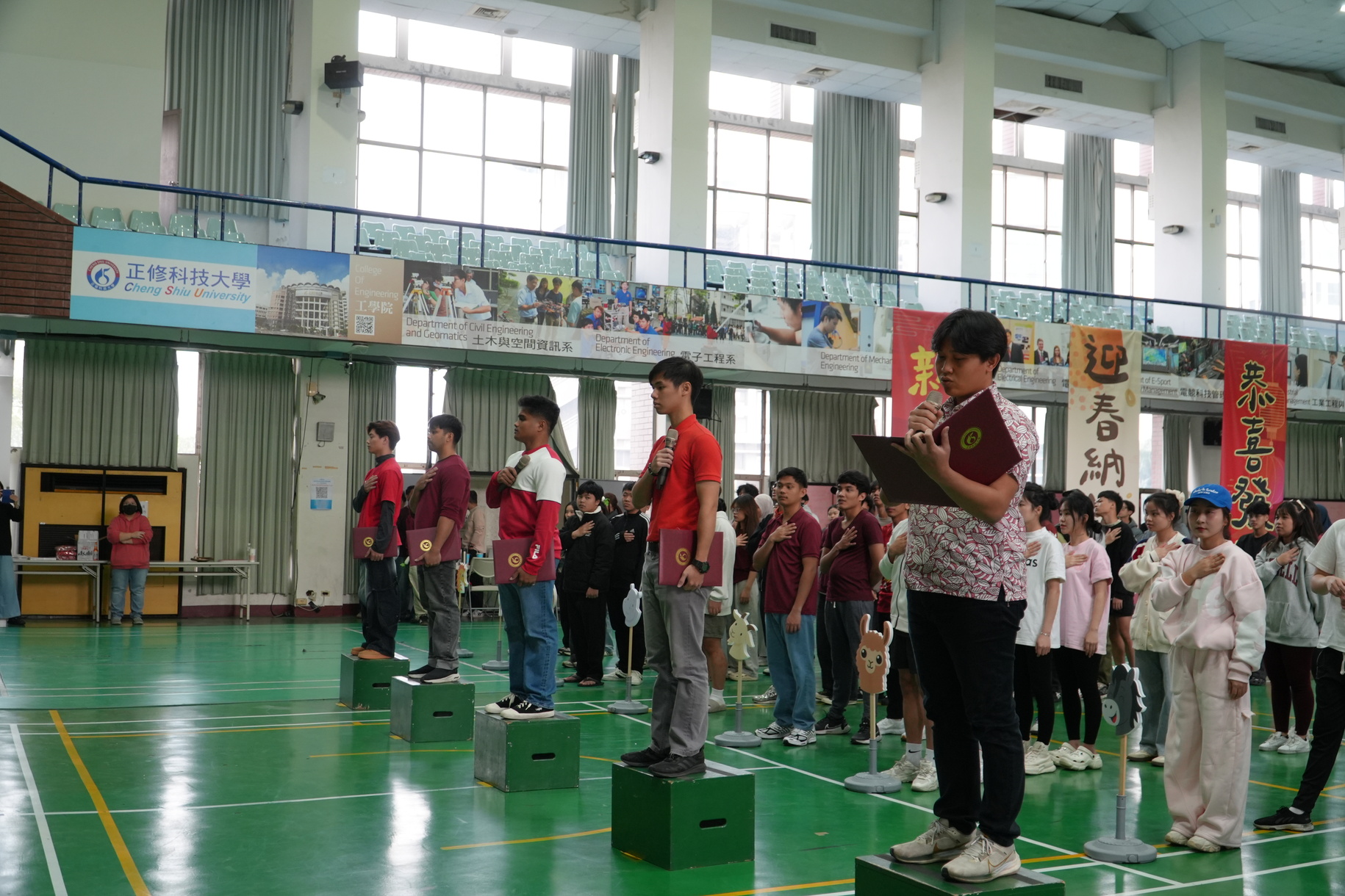 正修科大迎新春國際學生齊聚慶馬年 萬事好彩頭好運馬上來活動熱鬧登場圖片