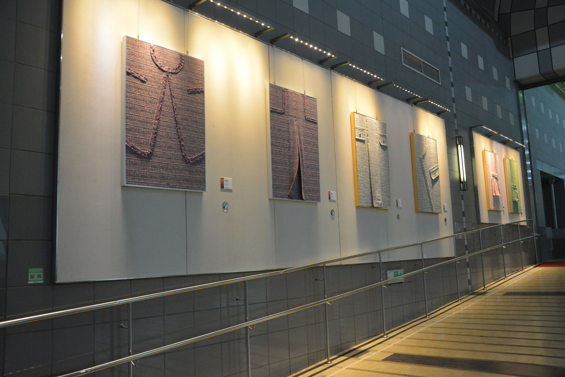 《時尚物語：朱素貞創作展》高雄機場登場 開啟視覺饗宴中自我探尋與文化省思的旅程圖片