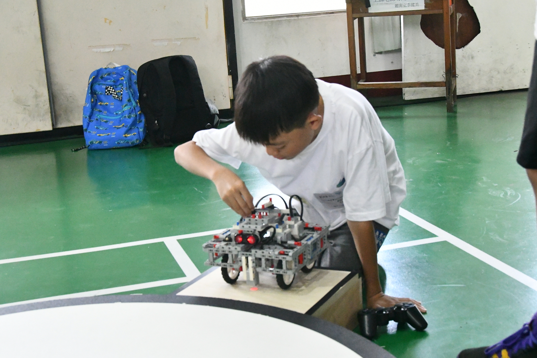 2025亞洲智慧型機器人正修競技 搖控障礙闗卡重重 軌道挑戰神經緊繃圖片
