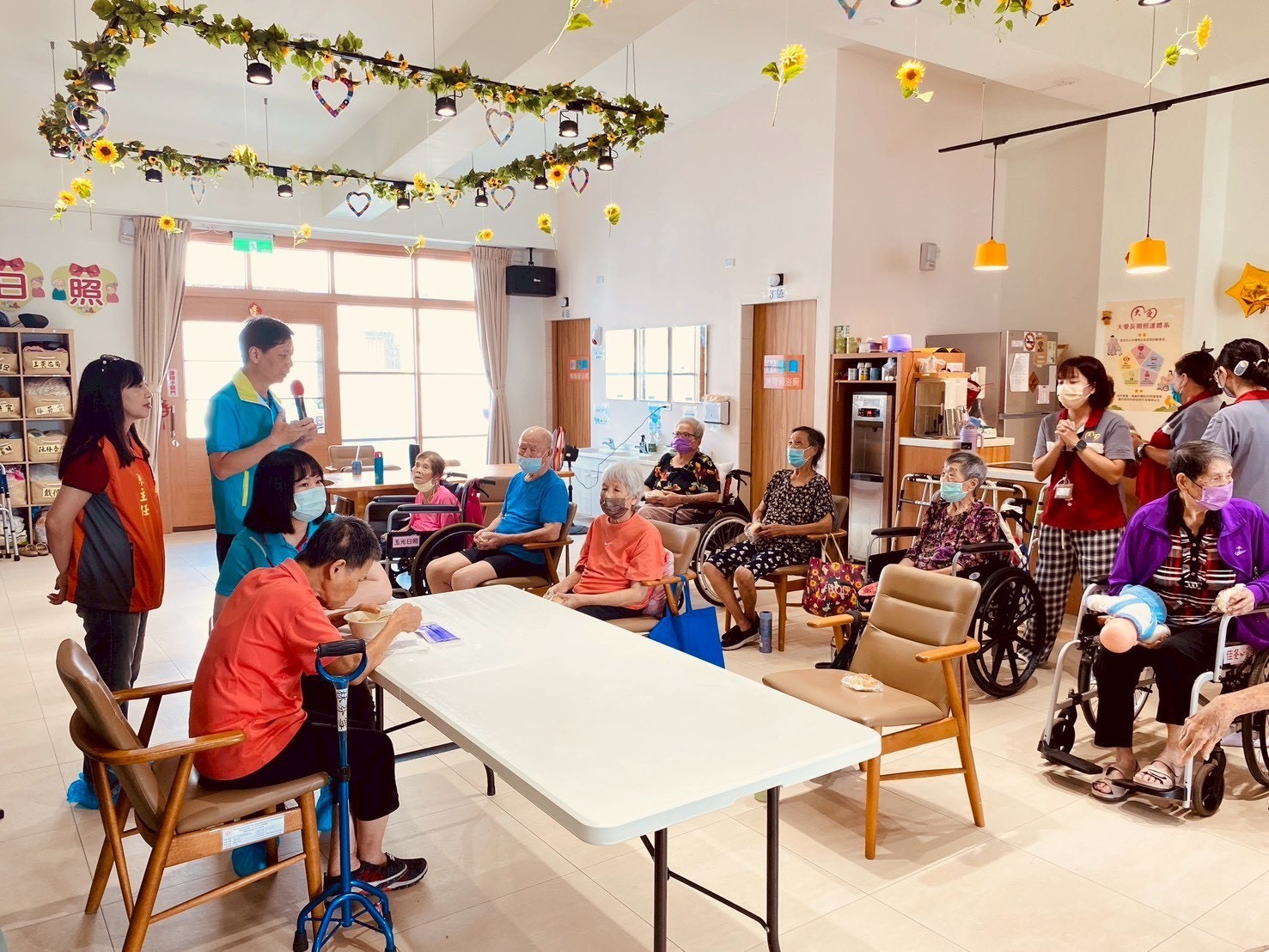 正修科大USR團隊前進屏東佳冬 以健康飲食與吞嚥指導關懷長者圖片