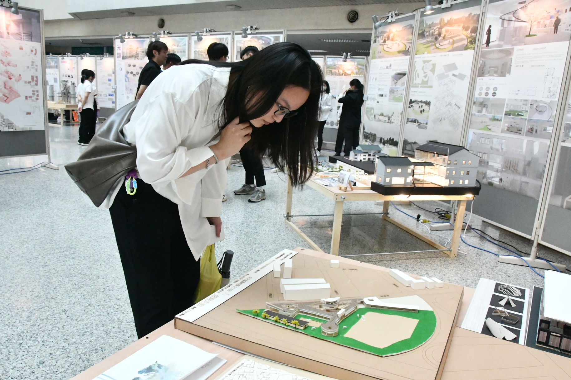 正修科大建築與室內設計系畢展登場 奪「青春設計節」評審團大獎展實力圖片