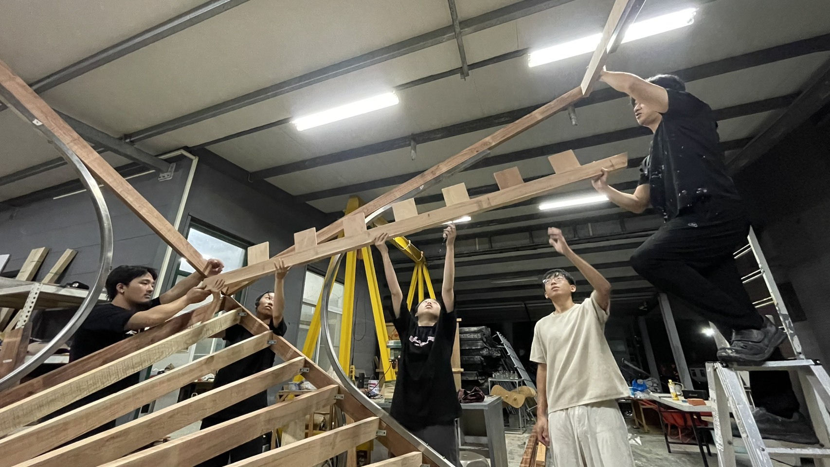 正修科大建築與室內設計系勇奪實構築競賽金獎 從3D到實體建築「脈絡相承」展現實作能量圖片