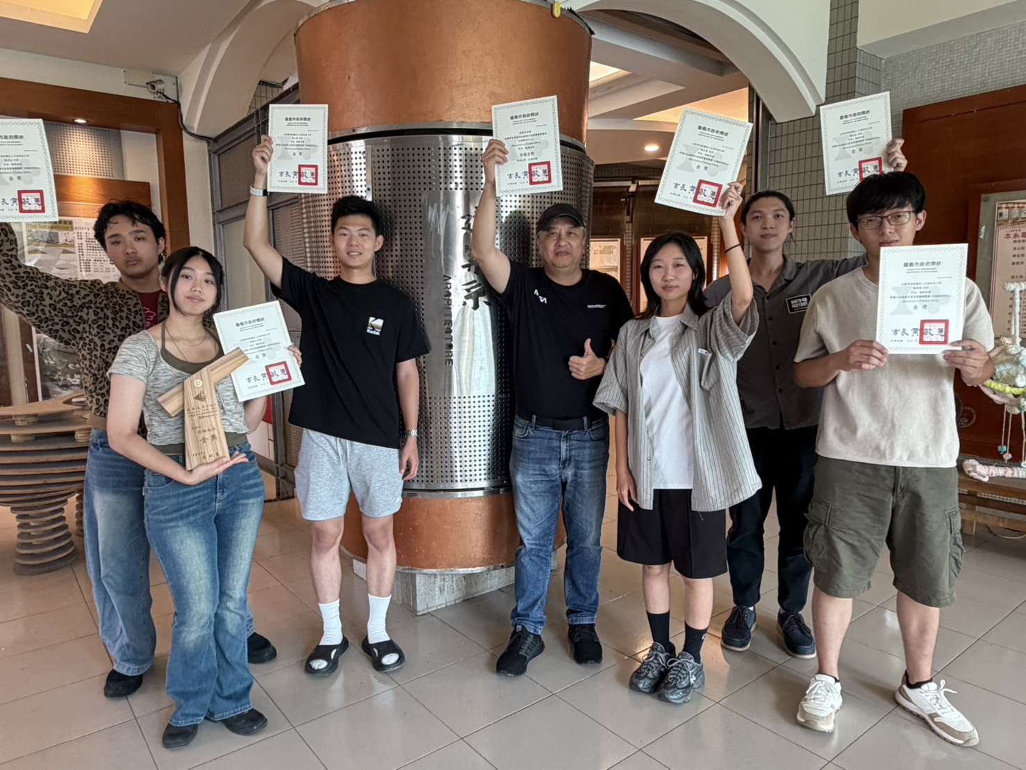正修科大建築與室內設計系勇奪實構築競賽金獎 從3D到實體建築「脈絡相承」展現實作能量圖片