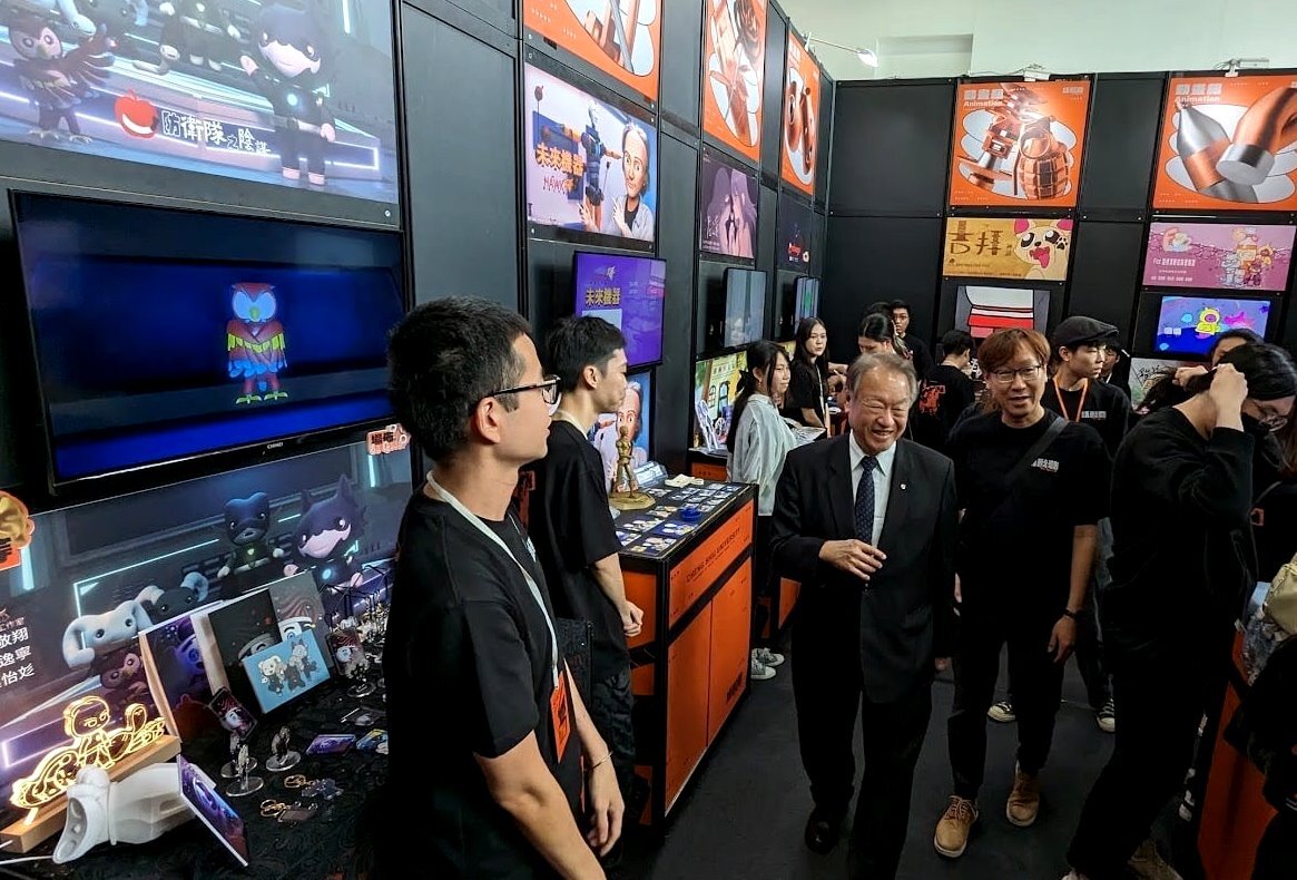 Department of Architecture and Interior Design Received the Titanium Space Design Award, Taiwan, the Best Educational Training Institution Award; Department of Digital Multimedia Design Received the Silver Award for the Vision Get Wild Mobile GameImage