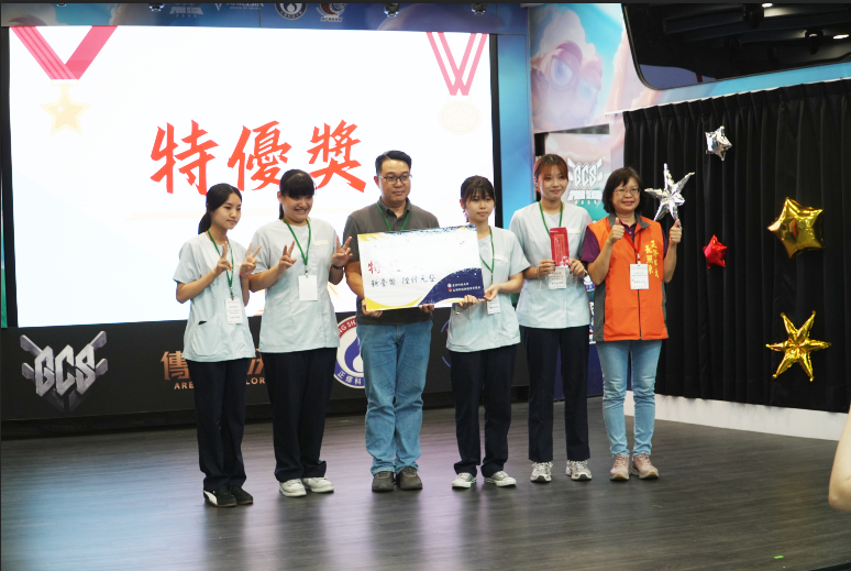 正修科大舉辦2026高齡創意競賽 學生設計輔具與活動延緩失能失智圖片