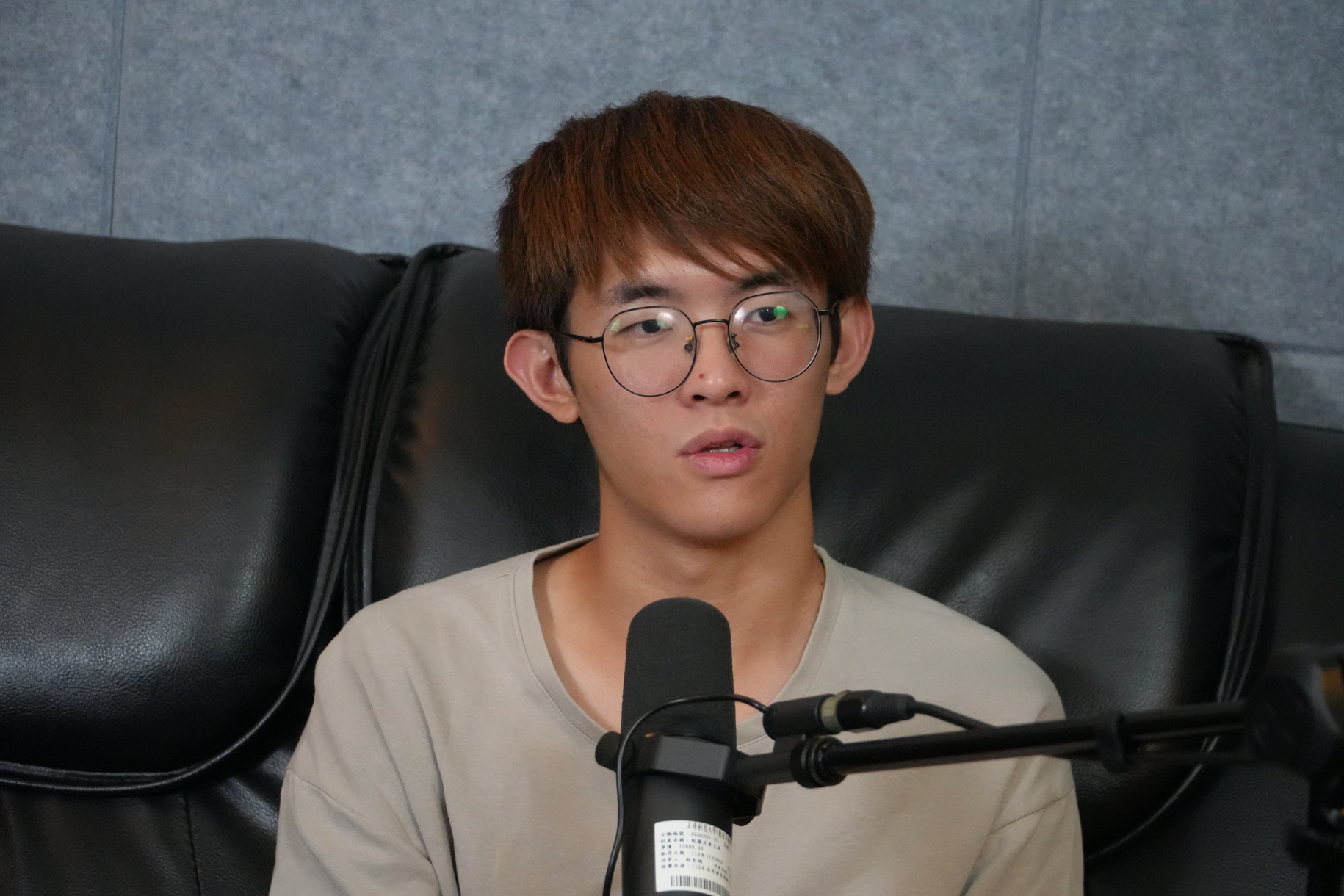 卓越正修Podcast專訪光火舞社 以光影與火焰特技打造視覺盛宴圖片
