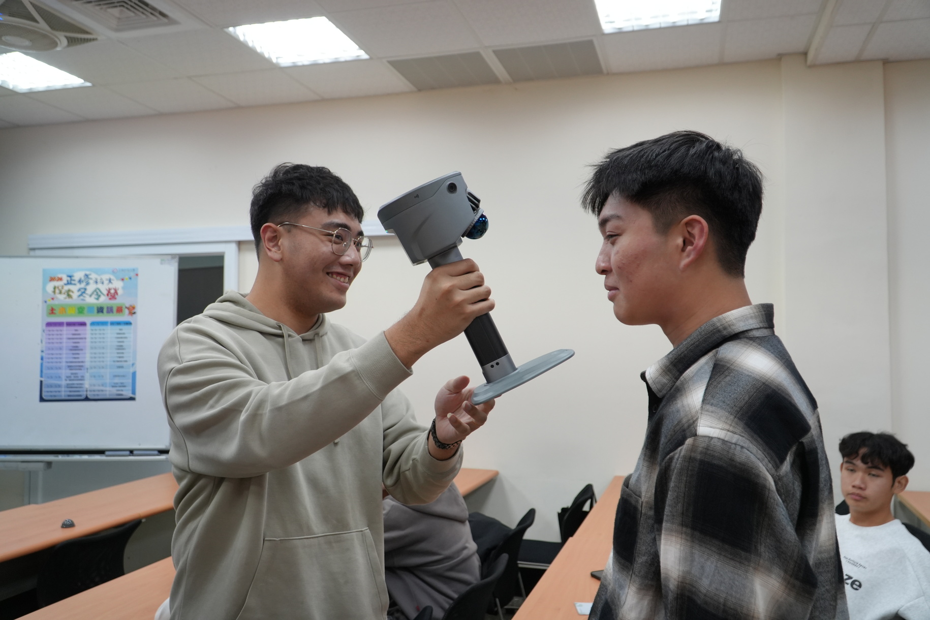 正修科大土木資工冬令營熱滾滾 探索未來職涯科技永續創意十足圖片