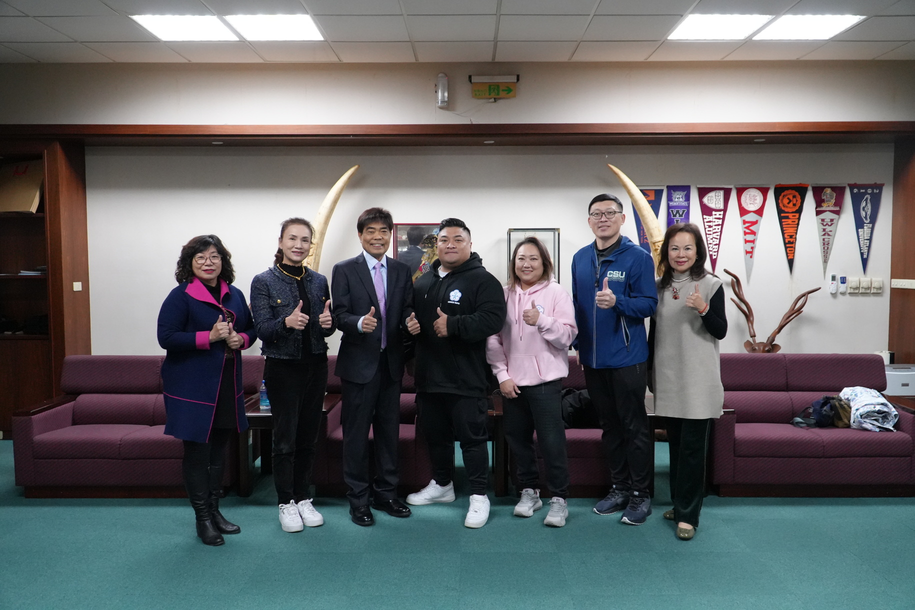 正修休運系楊森從傷痛到世界之巔 成都世運會勇奪金牌返校分享榮耀圖片