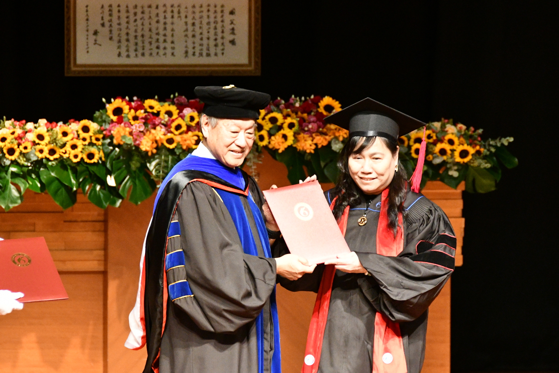 Cheng Shiu University Marathon Graduation: One Ceremony After Another; President Jui-Chang Kung Encourages “Having Both Feet on the Ground and A Stitch in Time Saves Nine”Image