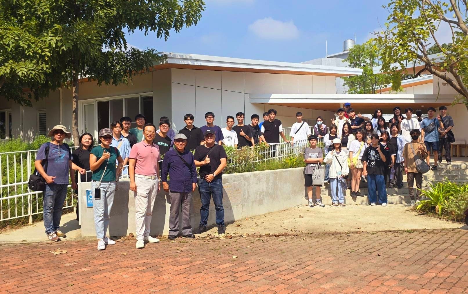 正修科大勇奪全國2優良就業學程殊榮 深耕產學合作成果亮眼榮獲勞動部肯定圖片
