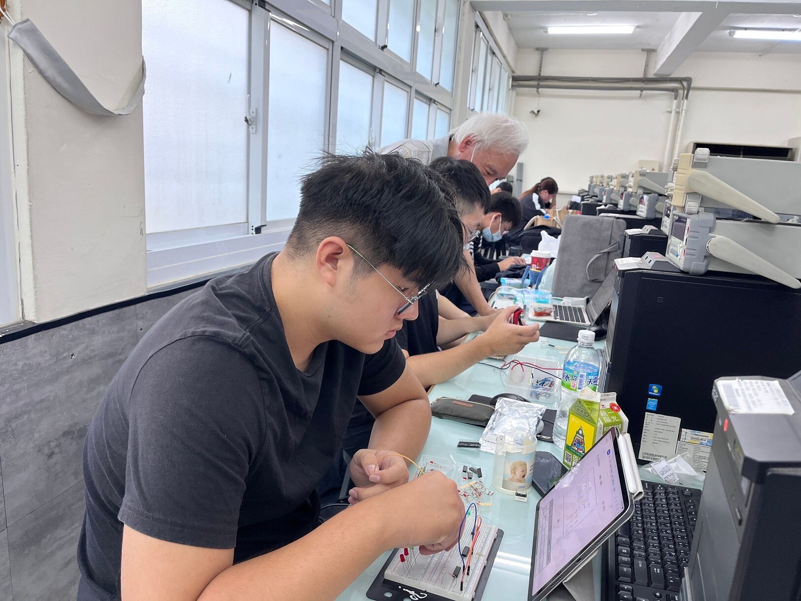 正修科大攜手國巨、文山高中 三方產學合作培育高科技人才圖片