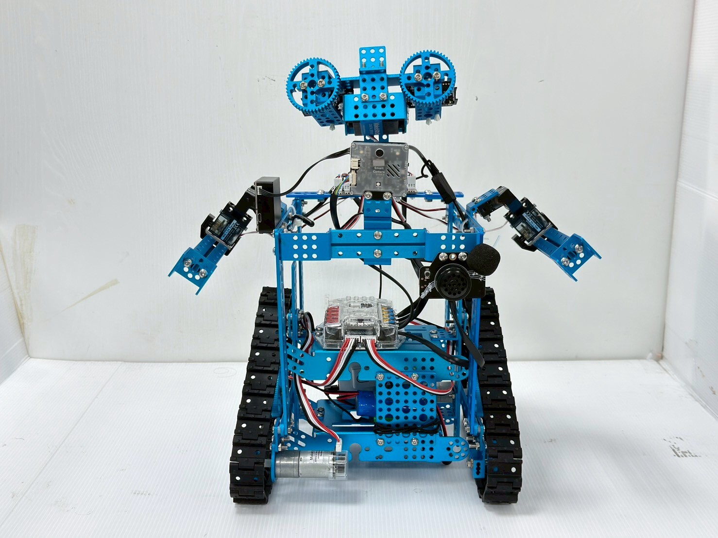 Cheng Shiu University Research Achievements Shine on the International Stage with 3 Gold Medals, 2 Silver Medals, and 2 Special Awards at the Archimedes International Invention ExhibitionImage