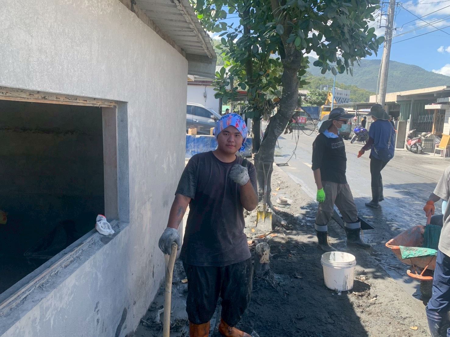 花蓮縣光復鄉馬太鞍溪災後重建  近四十名正修學生救災不落人後圖片