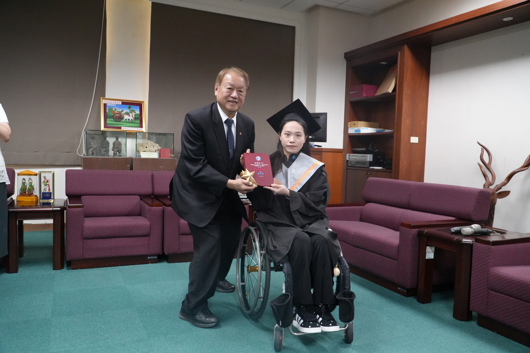 正修科技大學表揚四學子學習楷模 許雅惠獲總統教育獎展現生命韌性圖片